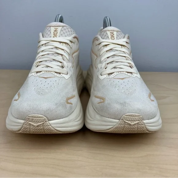 Hoka One One Women’s Size 6.5 B Clifton 10 Vanilla Birch Athletic Running Shoes - Picture 5 of 11